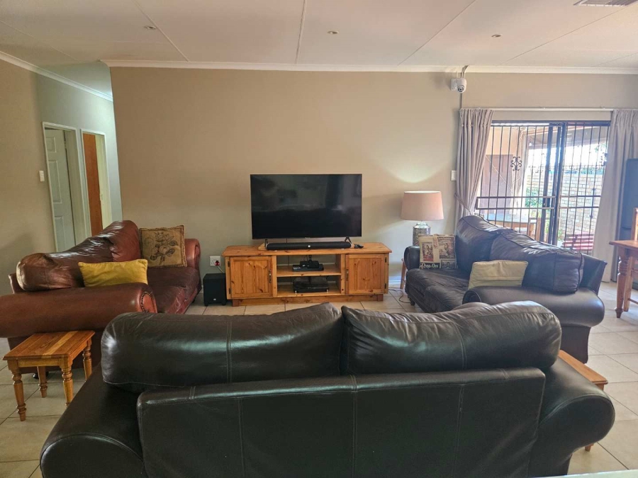 3 Bedroom Property for Sale in Hillcrest Northern Cape